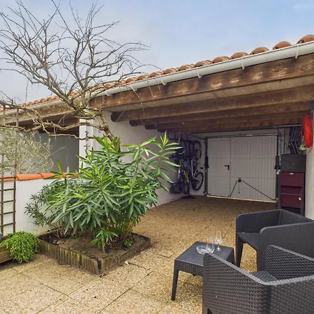 بيت للعطل Maison Pour 4 Avec Terrasse A 200m De La *